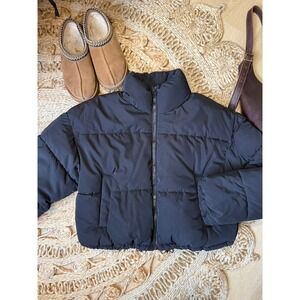 H&M Black Cropped Puffer Jacket Women Small Full Zip Insulated Funnel Neck Coat